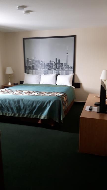 Hotel Super 8 By Wyndham Moose Jaw Sk Exteriér fotografie