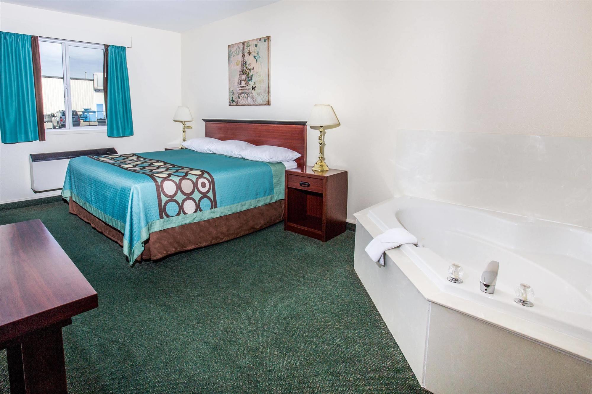 Hotel Super 8 By Wyndham Moose Jaw Sk Exteriér fotografie